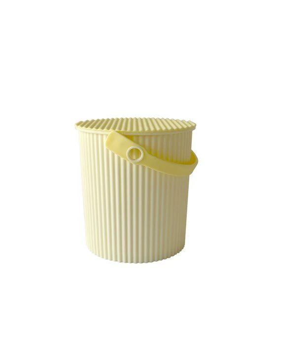 Macaron Bucket