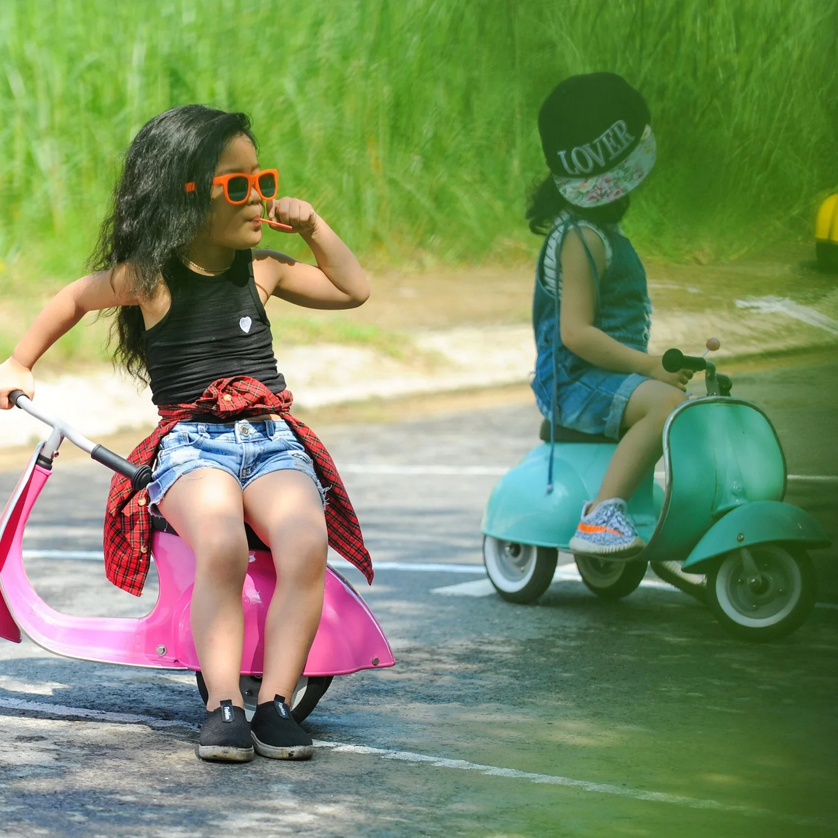Ride on Vespa - Image 5